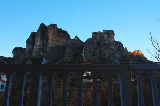 In The Shadow Of Meteora Apartment Калампака Екстериор снимка