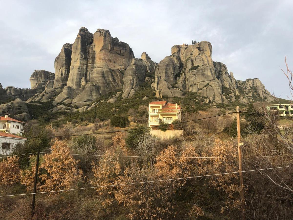 In The Shadow Of Meteora Apartment Калампака Екстериор снимка